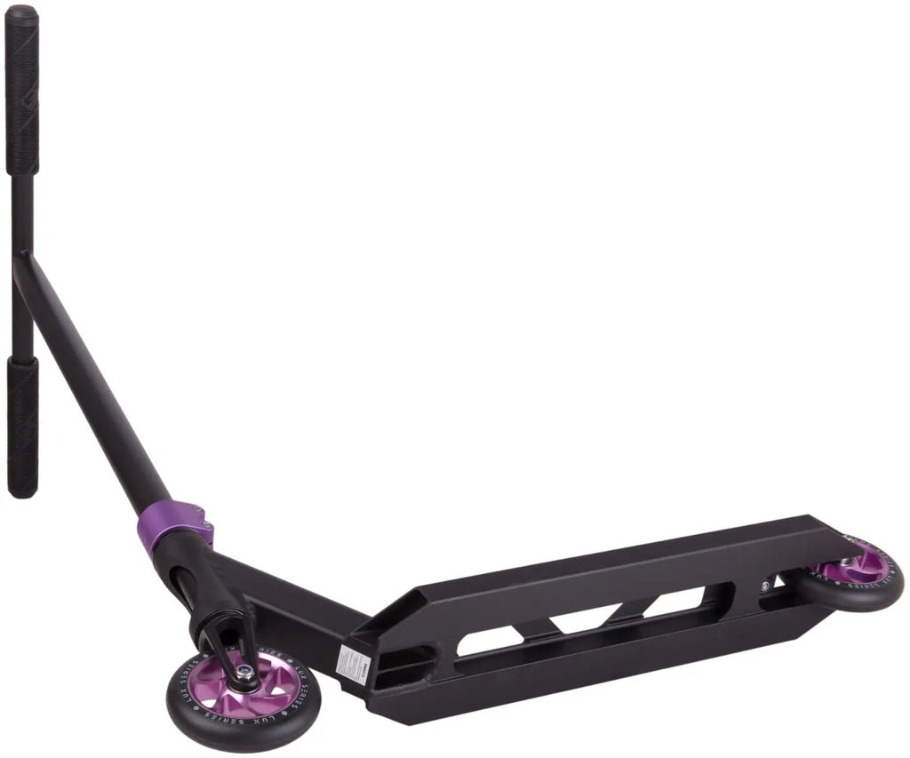 Freestyle koloběžka Striker Essential M Black Purple